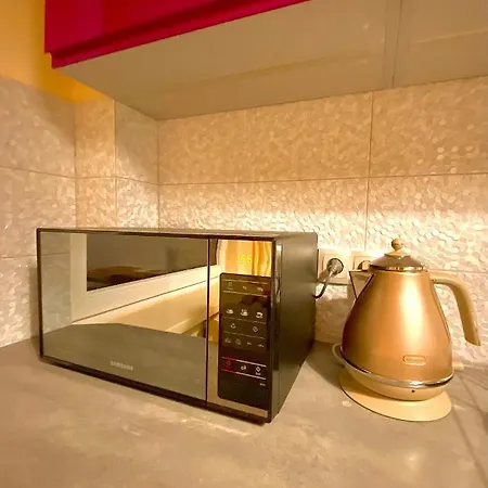Apartment Entire In A Super Location - Cheap Monthly Rate *